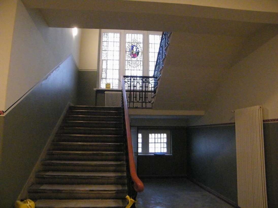 Wohnen mit Charakter – Exklusive Wohnung im alten Rathaus Ki - Photo 3
